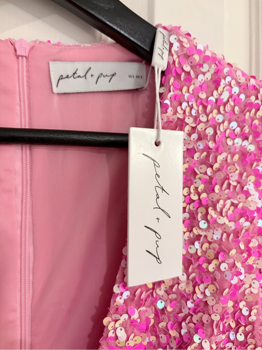 Petal & Pup Kelly Berry Pink Sequin Velvet Cutout Mini Dress Small NWT - Picture 4 of 8